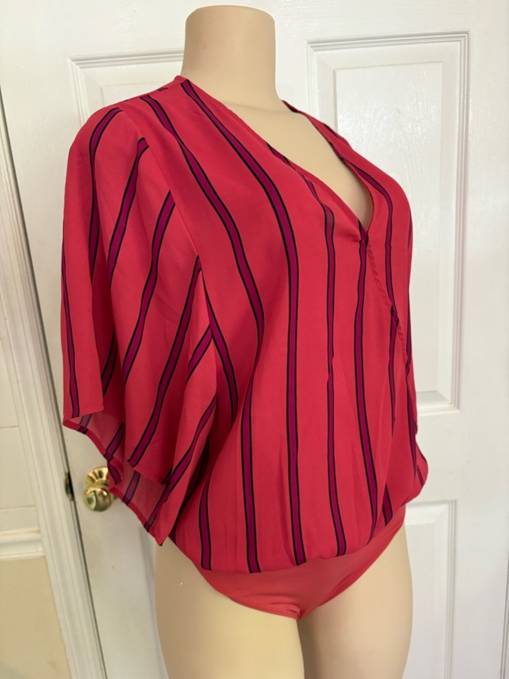 Express Bodysuit Women's Medium Pink Striped Faux Wrap Kimono Sleeve Blouse NWT